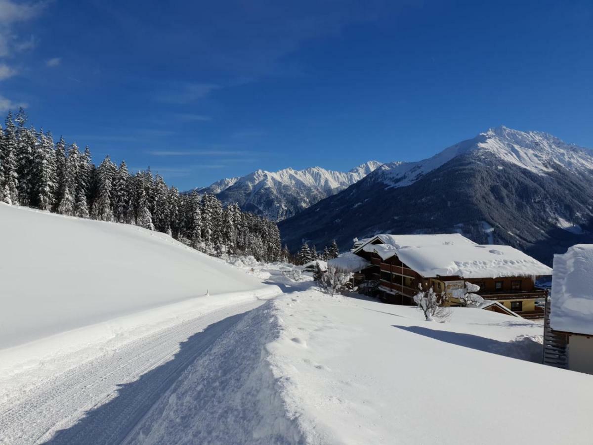 Pension Sonneck Neukirchen am Grossvenediger Bagian luar foto